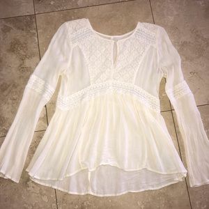 Cream Hollister shirt